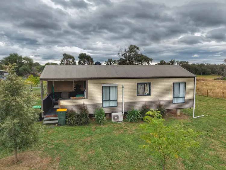 123 Cowra Road