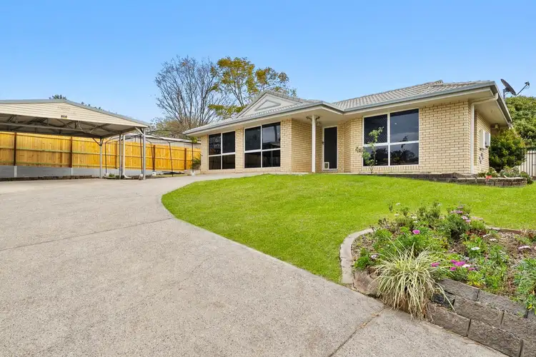 9 Berrilee Court