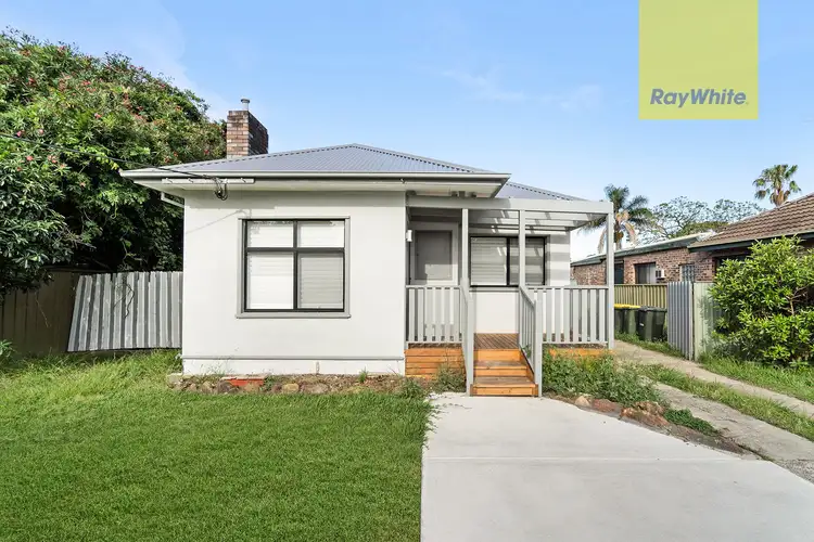 11 Lucas Road