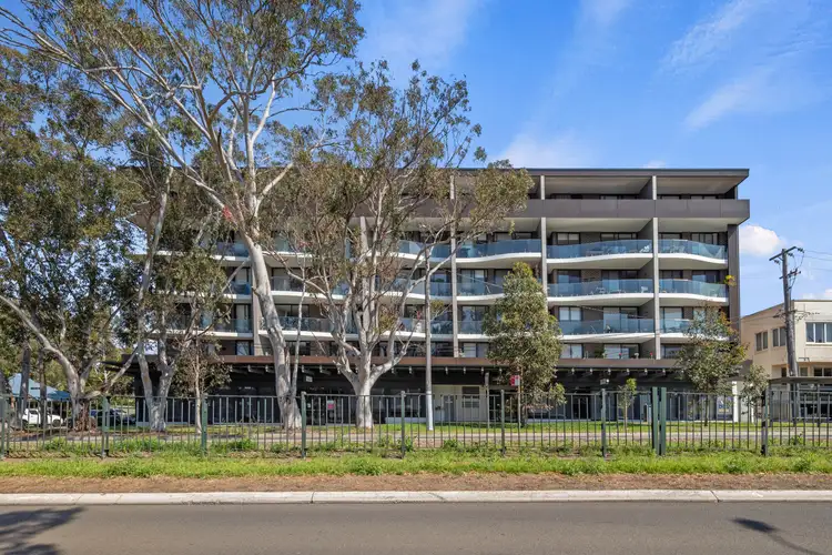 750 Kingsway
