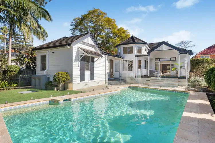 61 Roseville Avenue