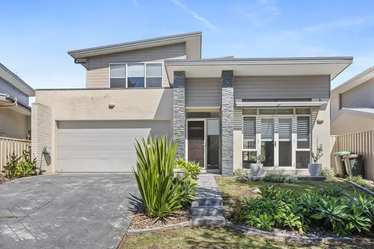 61 Munmorah Circuit
