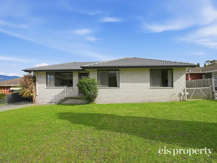 52 Astor Drive