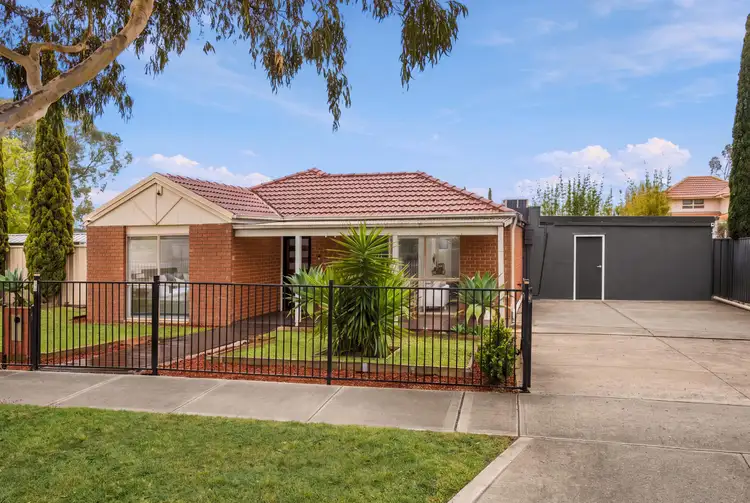 51 Manchester Drive