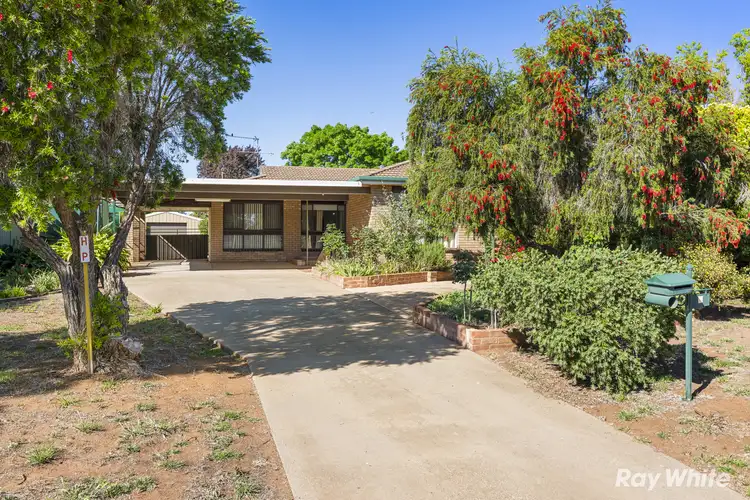 5 Jacaranda Avenue