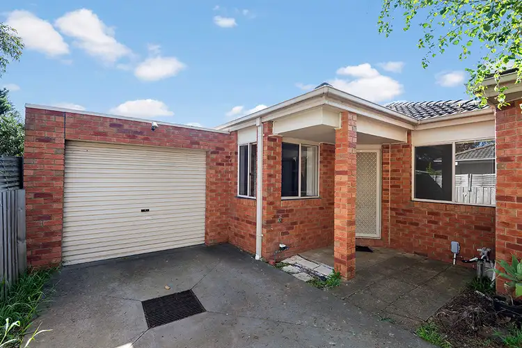 13 Long Street