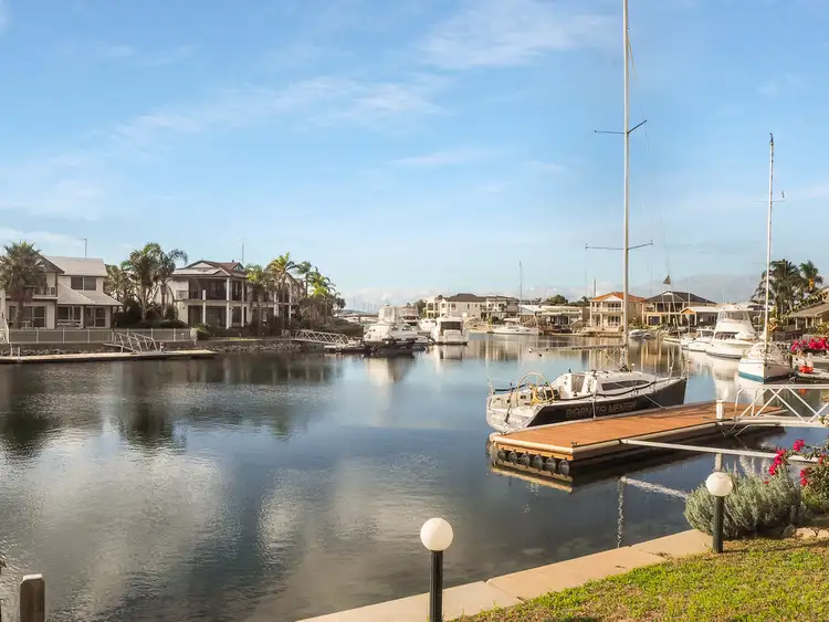 1/30 Lakeview Avenue