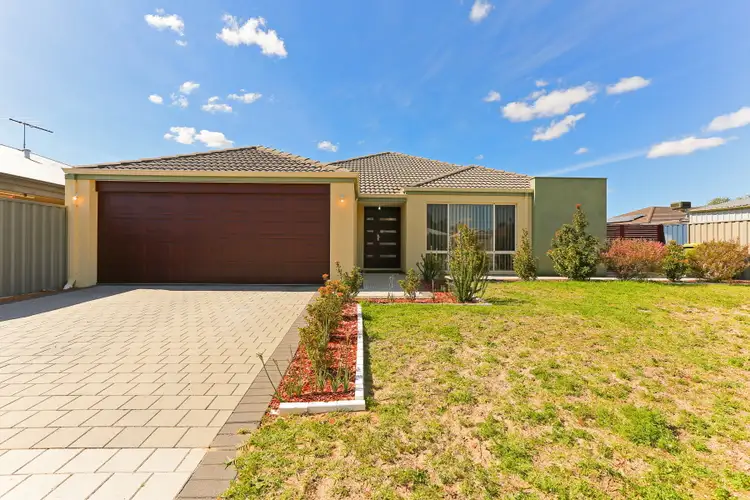 19 Aroona Way