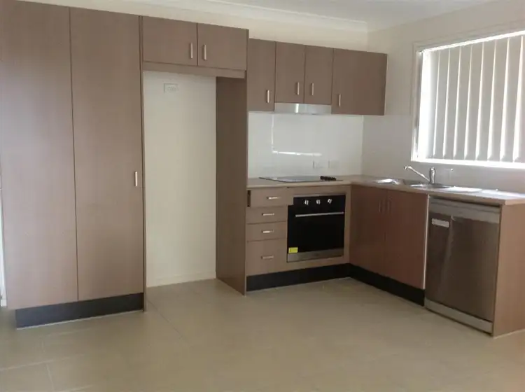 Second view of Homely unit listing, 15/6 Sullivan, Emerald QLD 4720