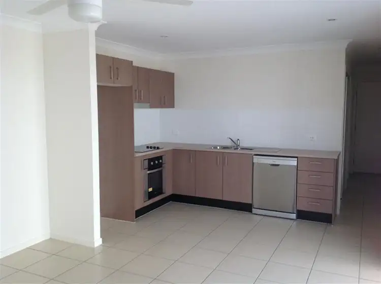Third view of Homely unit listing, 15/6 Sullivan, Emerald QLD 4720