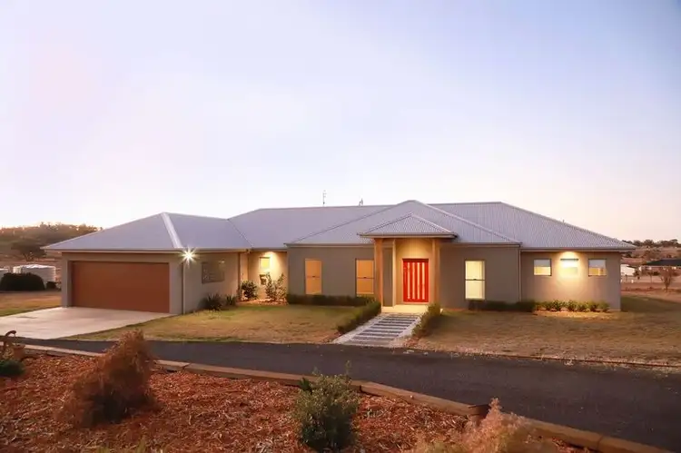 42 Dog Trap Lane, Inverell NSW 2360