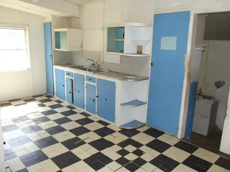 Fifth view of Homely house listing, 15 Louise Street, Mirani QLD 4754
