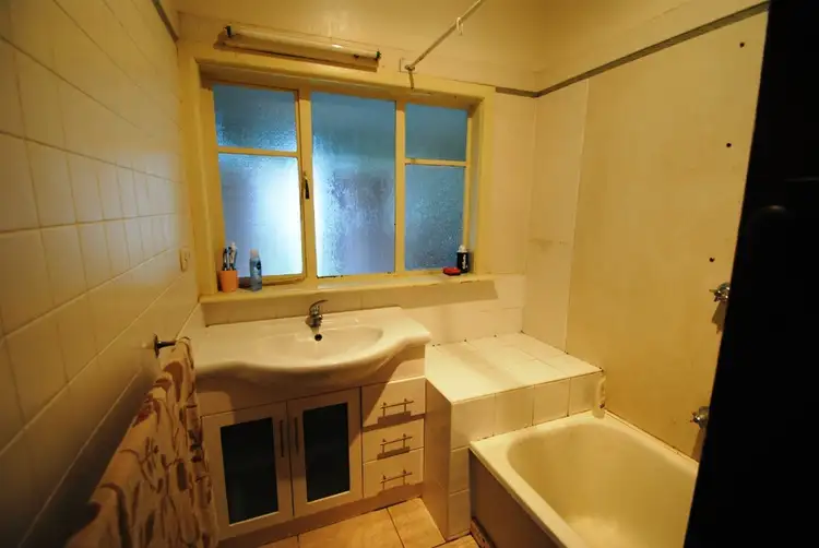 Seventh view of Homely house listing, 8 Owen Street, Leongatha VIC 3953
