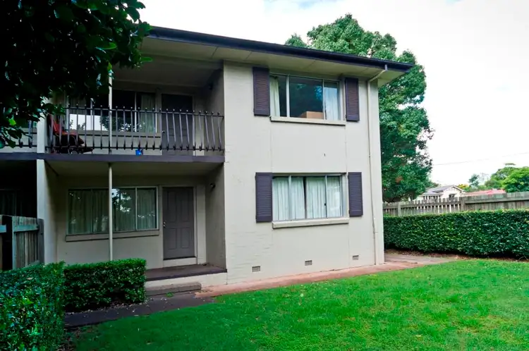 1/110a James Street