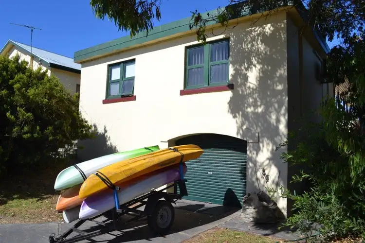 Unit 2 / 24 McCourt Street, Beachport SA 5280