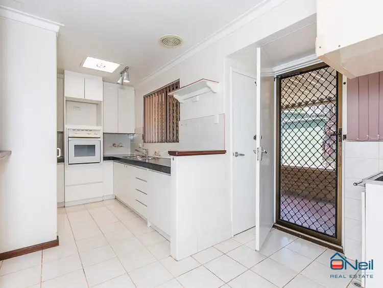 Fifth view of Homely house listing, 4 Lensham Place, Armadale WA 6112