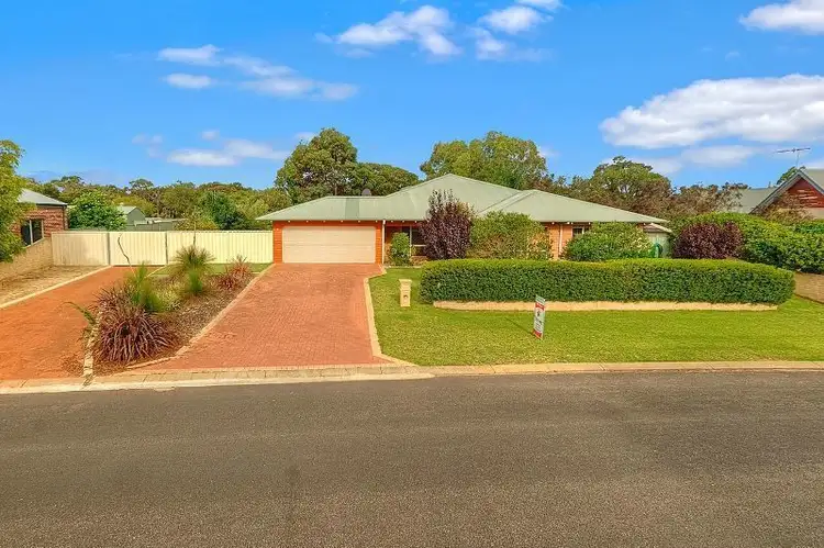 6 Lenamont Court, Dunsborough WA 6281