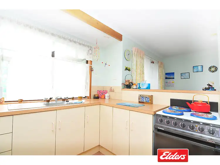 Sixth view of Homely house listing, 1 Banister Drive, Kingston Se SA 5275