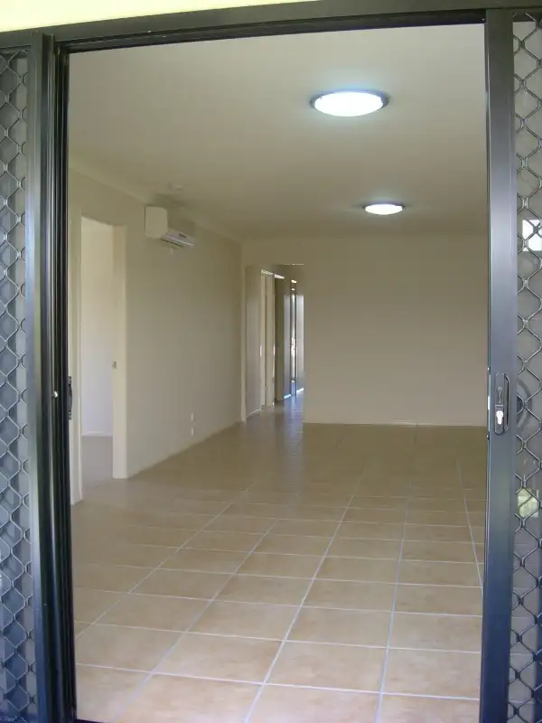 Third view of Homely unit listing, 2/9 Horrocks Crescent, Kearneys Spring QLD 4350