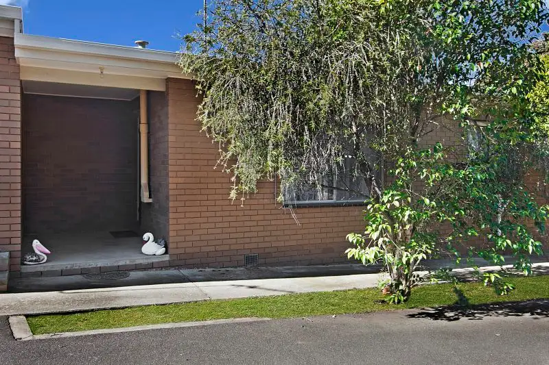Main view of Homely house listing, 2/11 Hayes Street, Ironbark VIC 3550