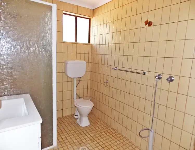 Sixth view of Homely unit listing, 10/4 Undoolya Road, East Side NT 870