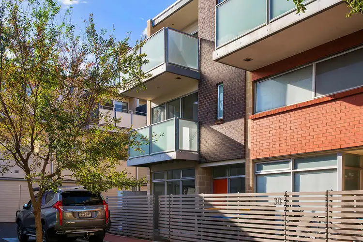 32 Godfrey Street