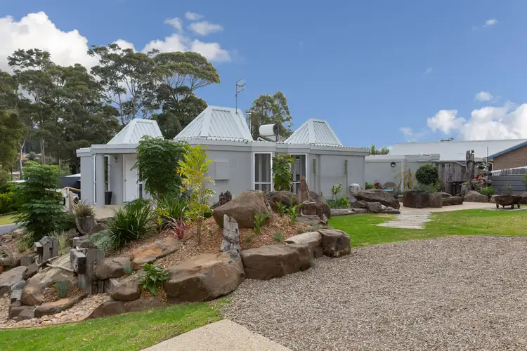 2 Tinarra Close, Lilli Pilli NSW 2536