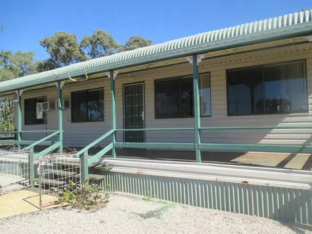 21 BASS STREET, Yuleba QLD 4427