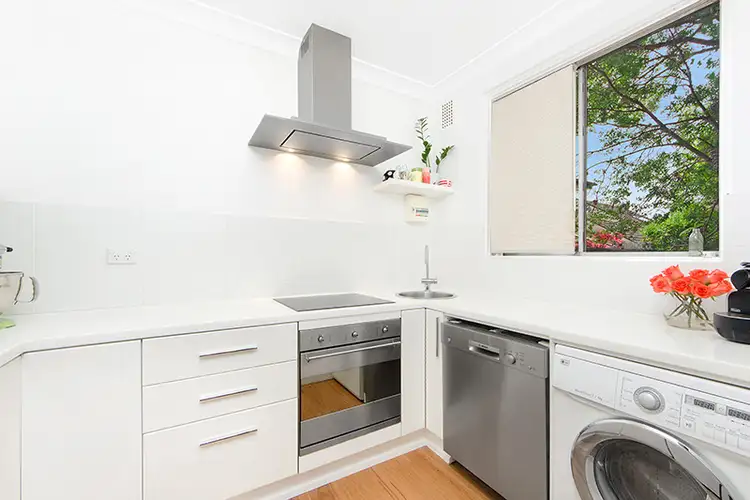 Third view of Homely apartment listing, 8/3 Milner Crescent, Wollstonecraft NSW 2065