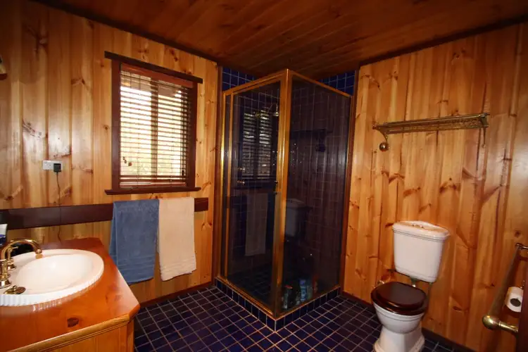 Fourth view of Homely house listing, 10 WALTHAM CT, Waroona WA 6215