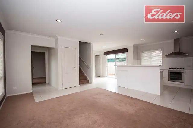 Fourth view of Homely townhouse listing, 2/26 William Street, Wodonga VIC 3690