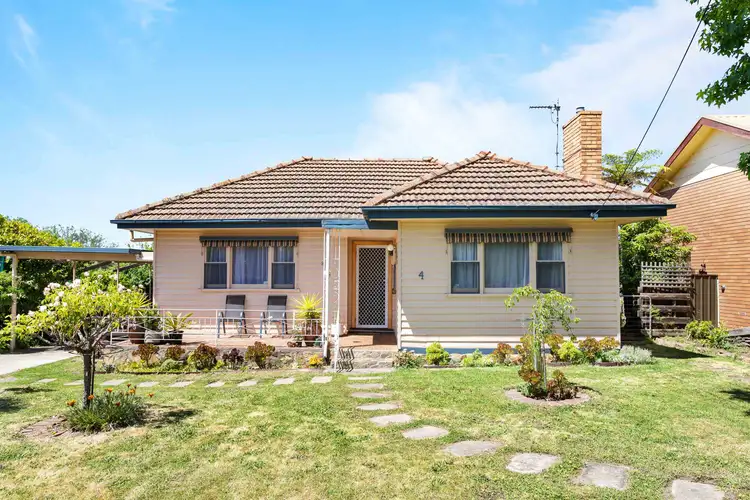 4 Wilson Street, Ararat VIC 3377