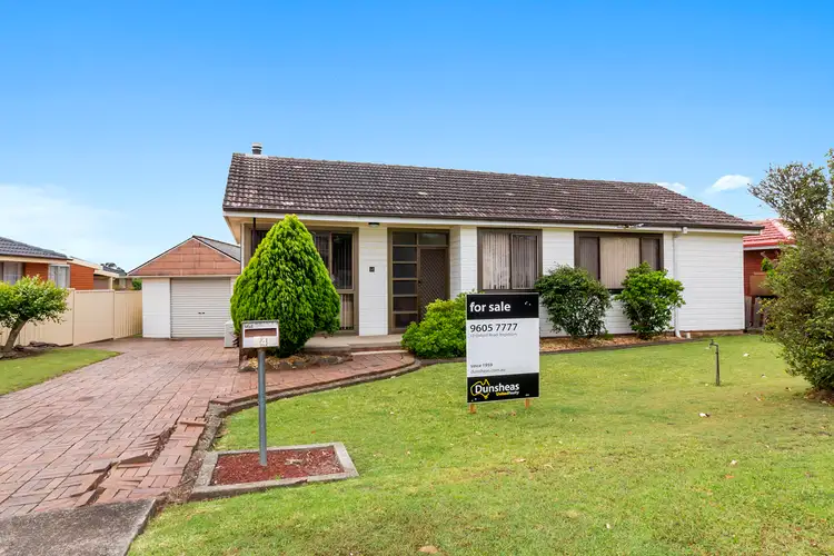 14 Chesham Parade, Glenfield NSW 2167