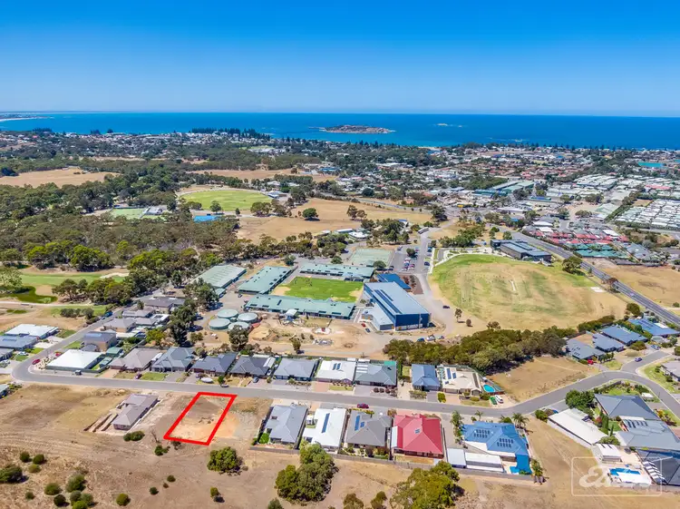 16 Jasmin Drive, Victor Harbor SA 5211