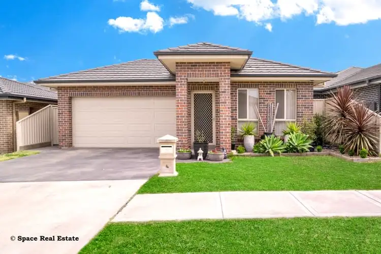 37 Reynolds Street, Spring Farm NSW 2570