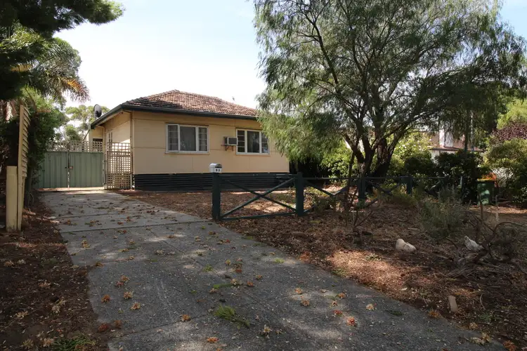 29 Ougden Way