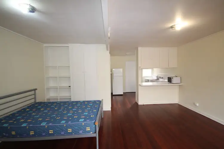 2/65 King Street