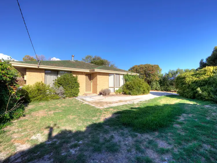 96 Lagoon Drive, Yanchep WA 6035