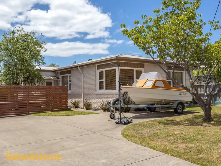 Second view of Homely house listing, 32 Lewan Avenue, Kingston TAS 7050