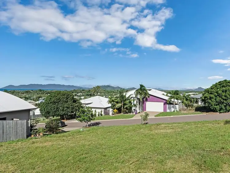 155 Goicoechea Drive, Bushland Beach QLD 4818
