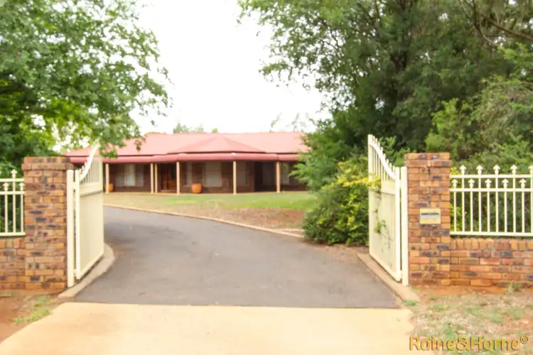 26 Charmere Place, Dubbo NSW 2830
