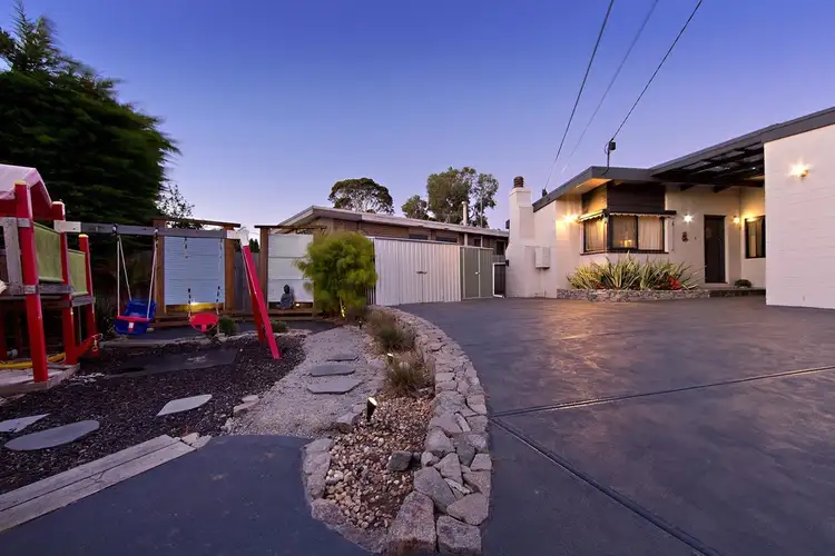 4 Eyre Court, Frankston South VIC 3199