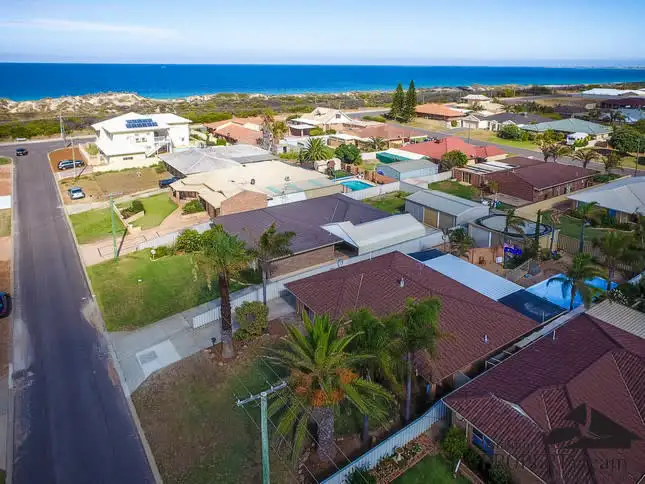 Fifth view of Homely house listing, 9 Queenscliffe Close, Tarcoola Beach WA 6530