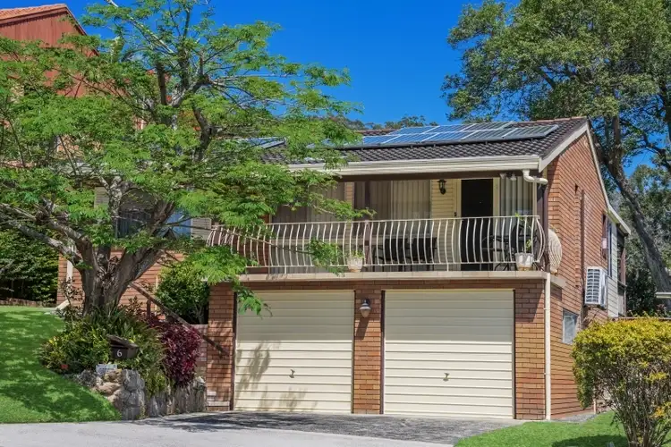6 Greenslope Drive, Green Point NSW 2251