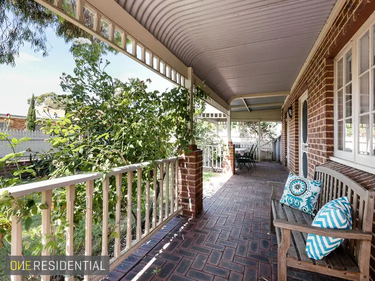 Second view of Homely house listing, 5 Goy Court, Palmyra WA 6157