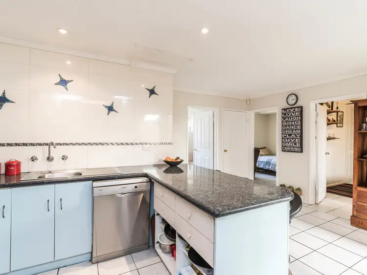 Sixth view of Homely house listing, 27 The Pinnacle, Willetton WA 6155