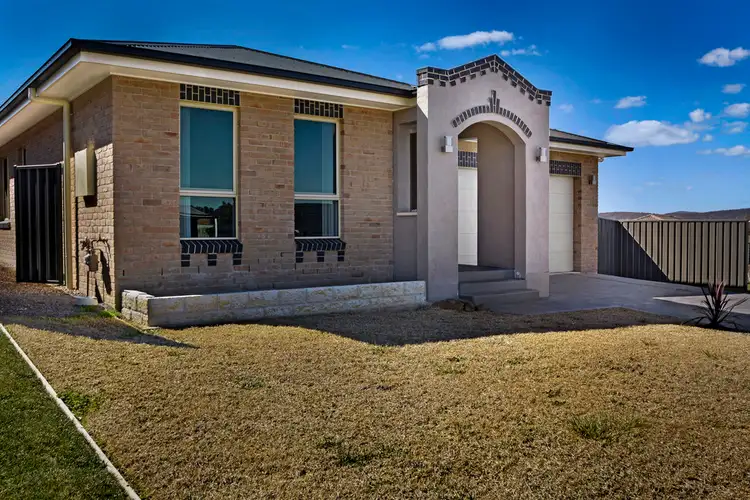 69 Mewburn Drive, Goulburn NSW 2580