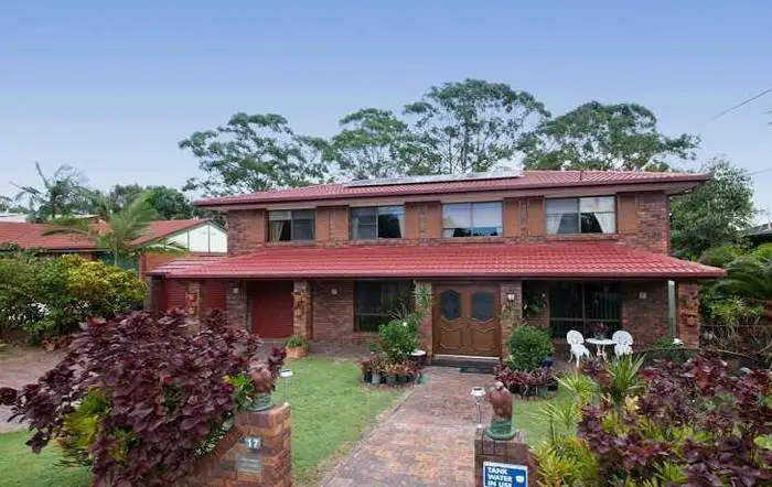 17 Hulme st, Clontarf QLD 4019