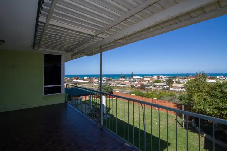 64 Bayview Street, Mount Tarcoola WA 6530