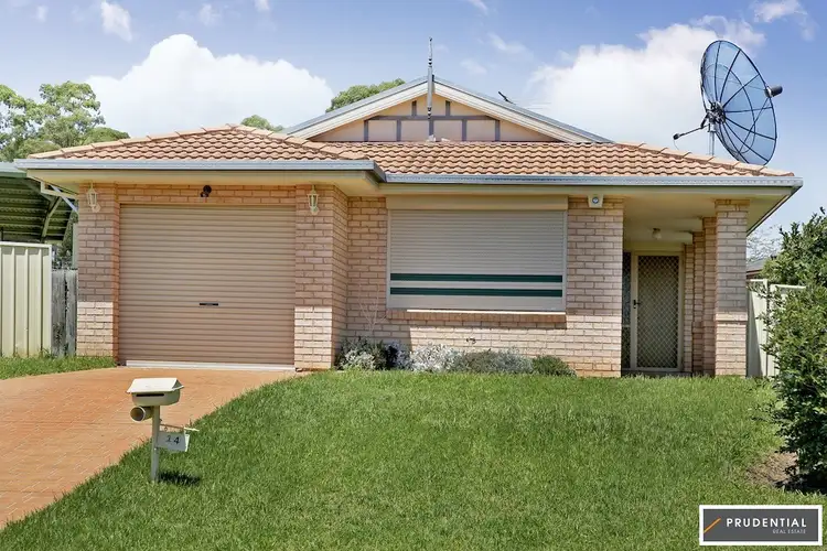 14 Burkhart Place, Minto NSW 2566